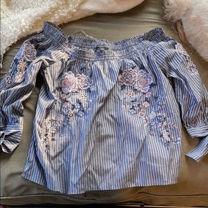 NWT American Eagle off-the-shoulder blouse